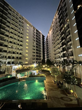 Natura Tropical Palm Suite